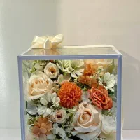 باکس شیشه ای با گل مصنوعی|گل مصنوعی|مشهد, الهیه|دیوار