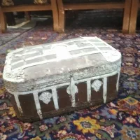 صندوقی عتیقه با قدمت 120ساله