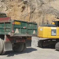 کمپرسی حمل ماسه و مصالح