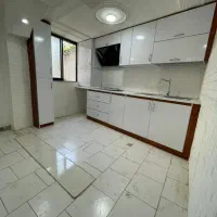 سویت دو خواب پارکینگ دار دارای حیاط خلوت