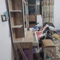 میز آرایش وصندلی|آرایشگاه و سالن‌های زیبایی|زاهدان, |دیوار