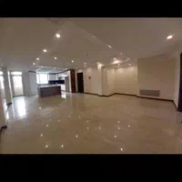۸۰متر دوخوابه سجده ای ۲پارکینگه تخلیه فول لاکچری