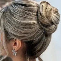 میکاپ و شنیون باهم ۷۵۰|خدمات آرایشگری و زیبایی|بروجرد, |دیوار