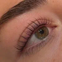 مدل برای تولید محتوا/لیفت مژه وابرو/فقط هزینه مواد