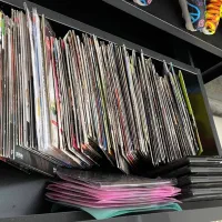 فیلم و سریال|فیلم و موسیقی|تهران, سوهانک|دیوار