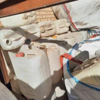 گالن ۲۰و۳۰لیتری پلاستیکی سالم|ظروف نگهدارنده، پلاستیکی، یک‌بارمصرف|ساوه, |دیوار