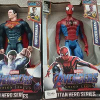 مرد عنکبوتی و سوپر من با جعبه