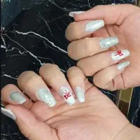 کاشت ناخون|خدمات آرایشگری و زیبایی|اسلامآباد غرب, |دیوار