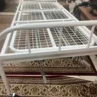 تخت بیمارستانی دو شکن