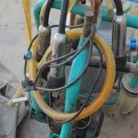 دستگاه شیردوش