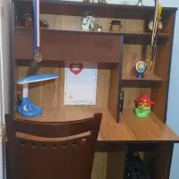 میز تحریر چوبی