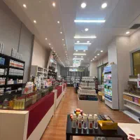 فروشنده لوازم ارایشی(اکسین)