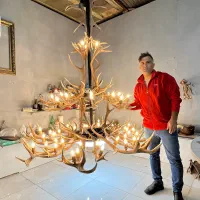 لوستر شاخ گوزن جنس فایبرگلاس و فلز