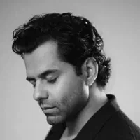 ۲عدد بلیط کنسرت رضابهرام ردیفپنج /شنبه سانس دوم