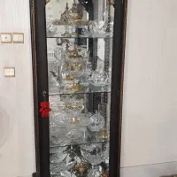 کمد ویترین در حد نو