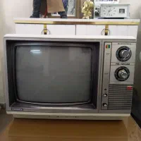تلویزیون قدیمی توشیبا رنگی