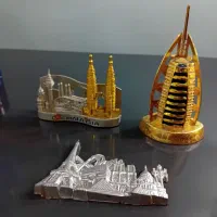 تندیس دبی پاریس مالزی