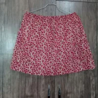 تعدادی لباس نو جنس درجه یک|لباس|فولادشهر, مسکن مهر فولادشهر|دیوار