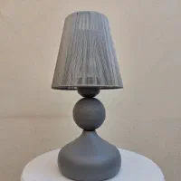 آباژور کنار تختی