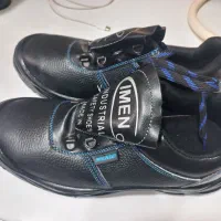 کفش ایمنی|کیف، کفش، کمربند|مسجد سلیمان, |دیوار