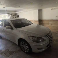 جنسیس سدان 2010