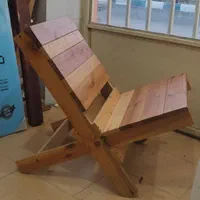 تولیدی صندلی چوبی تاشو و فلاور باکس چوبی