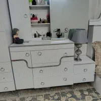 تخت و کمد مناسب جهزیه