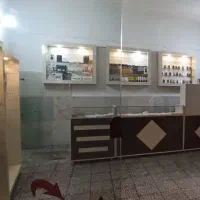 دکور و ویترین مغازه