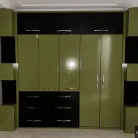 برچسب و بین کابینتی
