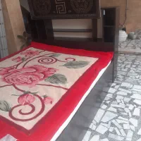 تخت به همراه تشک دونفره