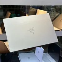 لپتاپ ریزربلیدآمریکایی8گیگ گرافیک RTX صفحه240هرتز