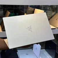 لپتاپ ریزربلیدآمریکایی8گیگ گرافیک RTX صفحه240هرتز