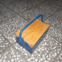 جعبه ابزار سالم و تمیز