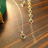 ساعت طلایی نگین دار همراه اکسسوری با تخفیف ویژه|ساعت|بجنورد, |دیوار