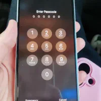 ایفون 16 نرمال سفید