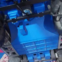 یک عدد ماشین شارزی احتیاج  به سرویس کوچک داره