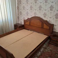 تختخواب دو نفره همراه با میز آرایش و و پایتختی ها