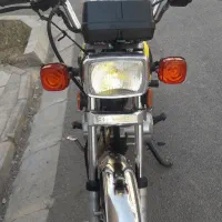 هوندا ۲۰۰ مدل ۹۰