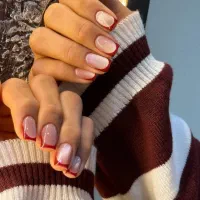 ناخن لوکس ویژه یلدا با هدیه فال حافظ برای مشتریان|خدمات آرایشگری و زیبایی|سیرجان, |دیوار