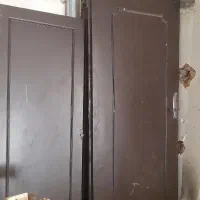 درب سرویس و اتاق وپنچره