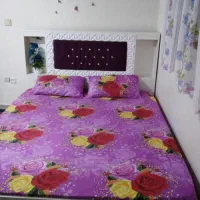 تخت دو نفره تمیز