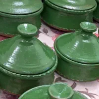 قابلمه سفالی(گمج) و قابلمه کتهپز|ظروف پختوپز|قم, شاه سید علی|دیوار