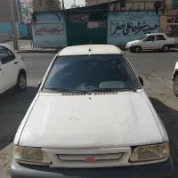 پراید سفید روغنی