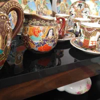 ظروف آنتیک|کلکسیون اشیاء عتیقه|فشاپویه, |دیوار