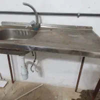 سینک شیر و پایه