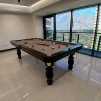 میز با پک لوازم بیلیارد