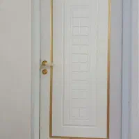 نصاب درب اتاق چوبی