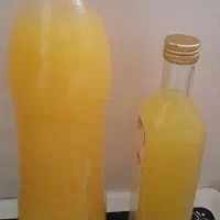 آب نارنج تازه و تمیز