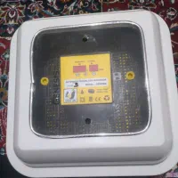 دستگاه جوجه کشی