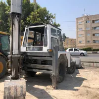 بیل بکوه جی سی بی|خودرو سنگین|مرودشت, تخت جمشید|دیوار